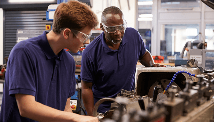 Whats-the-Relationship-Between-Business-Risk-and-Insurance-Risk-GridImage